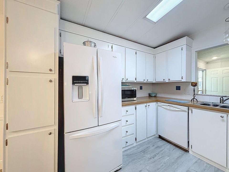 En Venta: $287,500 (2 camas, 2 baños, 1175 Pies cuadrados)