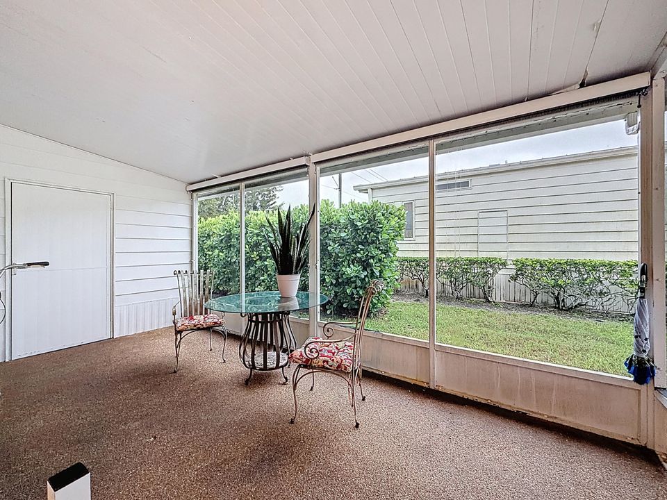 En Venta: $287,500 (2 camas, 2 baños, 1175 Pies cuadrados)