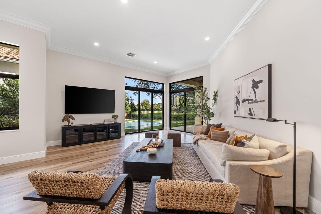 For Sale: $2,550,000 (3 beds, 3 baths, 2277 Square Feet)