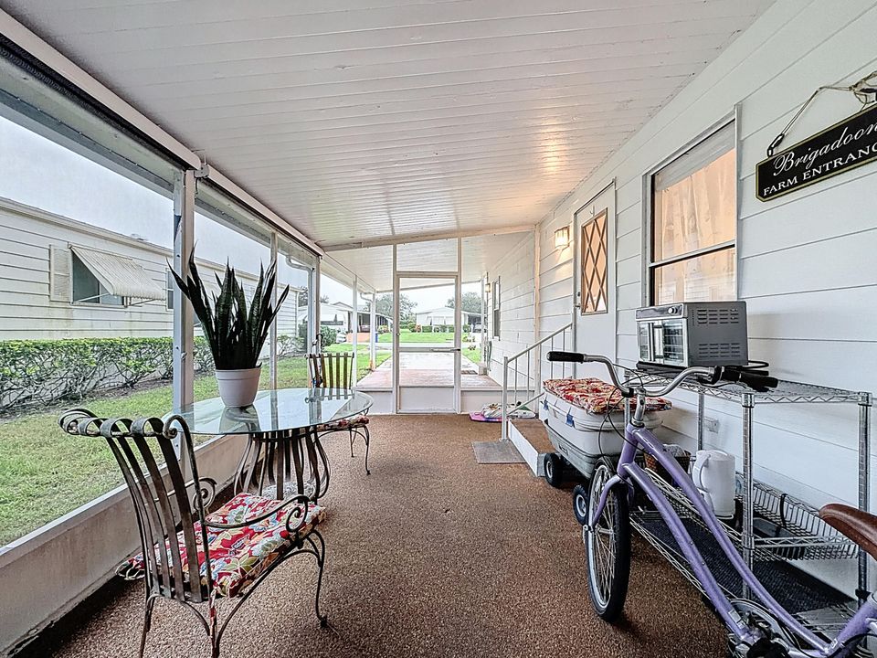 En Venta: $287,500 (2 camas, 2 baños, 1175 Pies cuadrados)