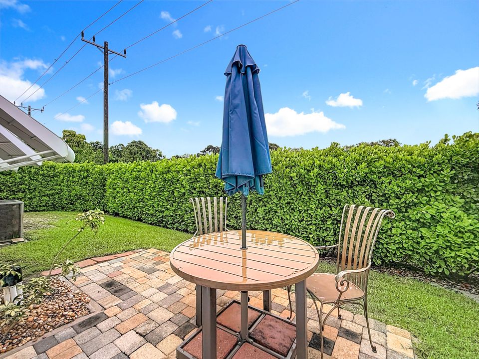 En Venta: $287,500 (2 camas, 2 baños, 1175 Pies cuadrados)