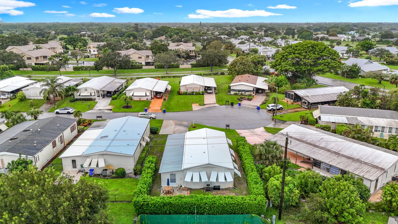 En Venta: $287,500 (2 camas, 2 baños, 1175 Pies cuadrados)