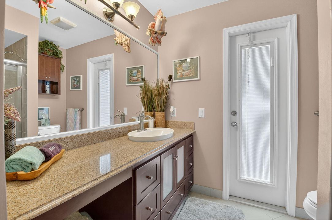 For Sale: $810,000 (3 beds, 2 baths, 1841 Square Feet)