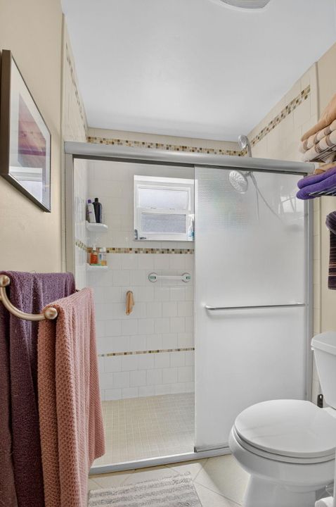 For Sale: $810,000 (3 beds, 2 baths, 1841 Square Feet)