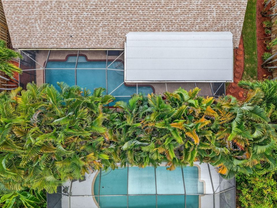 For Sale: $810,000 (3 beds, 2 baths, 1841 Square Feet)