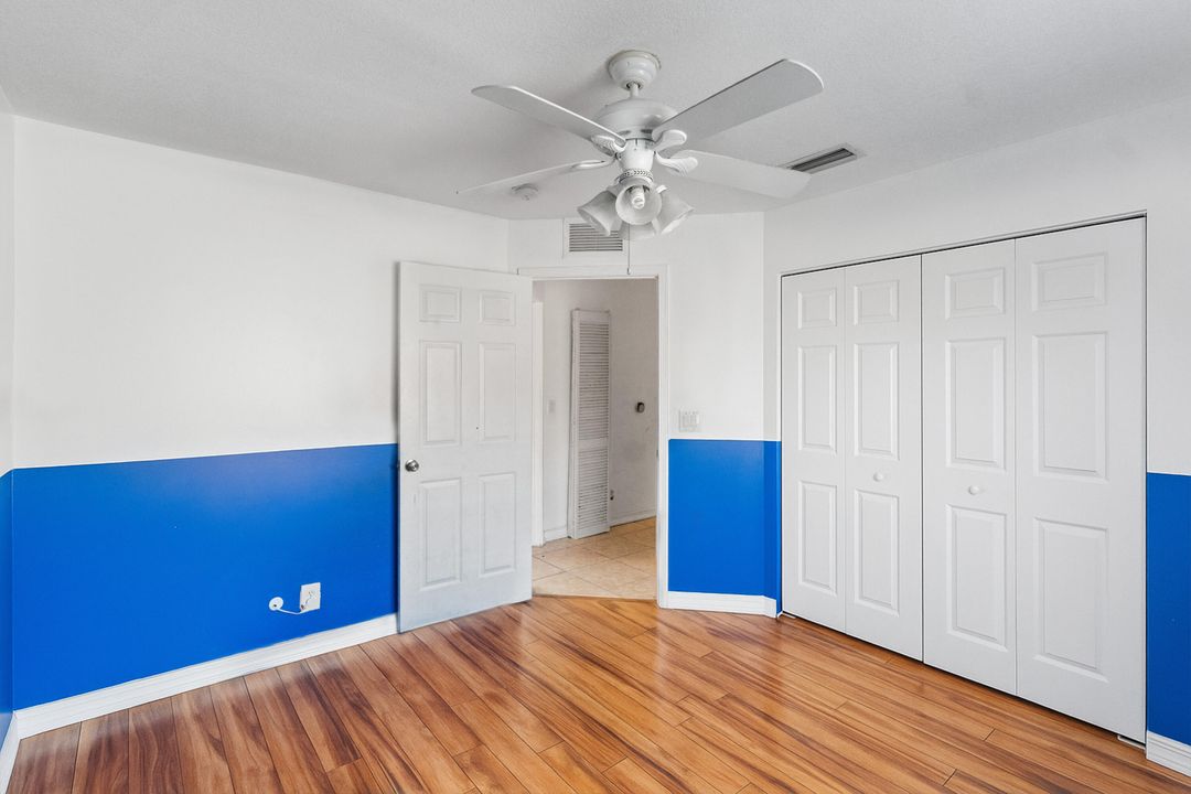 For Sale: $400,000 (3 beds, 2 baths, 1384 Square Feet)