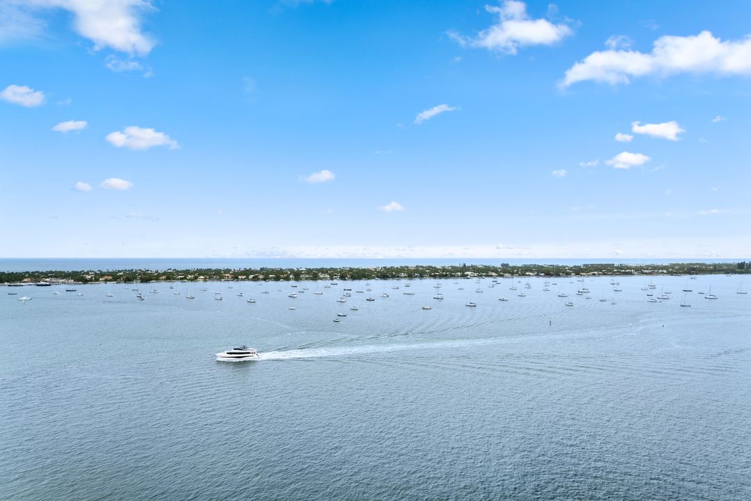 For Rent: $6,999 (2 beds, 2 baths, 1250 Square Feet)