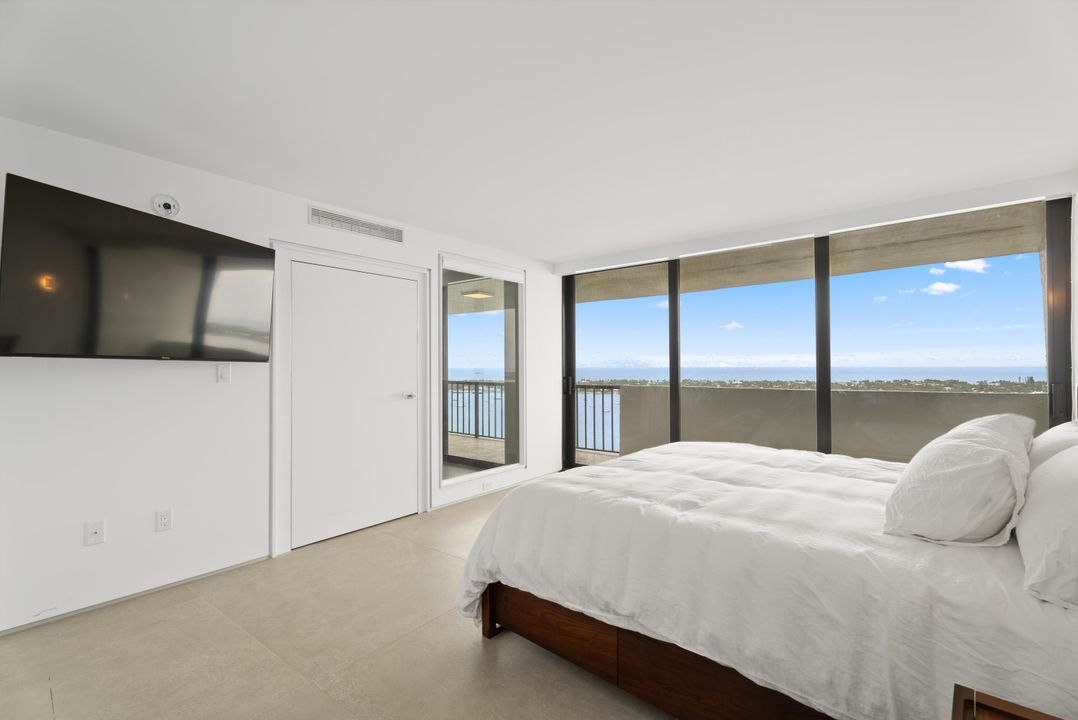 For Rent: $6,999 (2 beds, 2 baths, 1250 Square Feet)