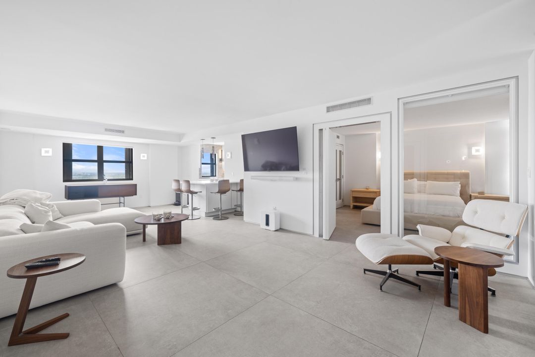 For Rent: $6,999 (2 beds, 2 baths, 1250 Square Feet)