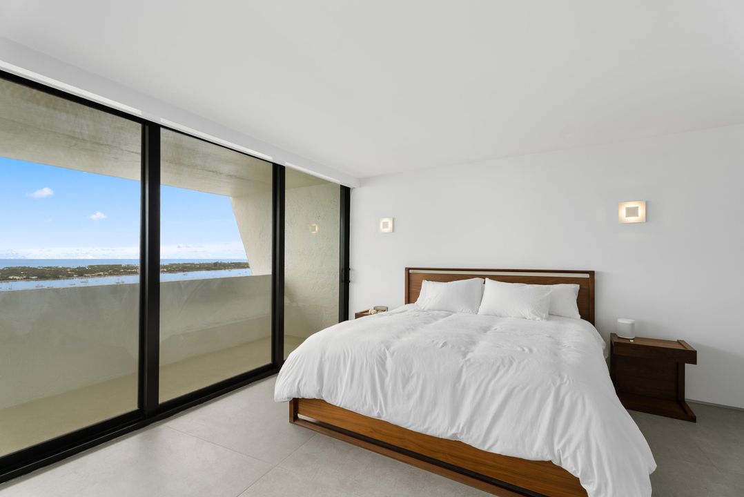 For Rent: $6,999 (2 beds, 2 baths, 1250 Square Feet)