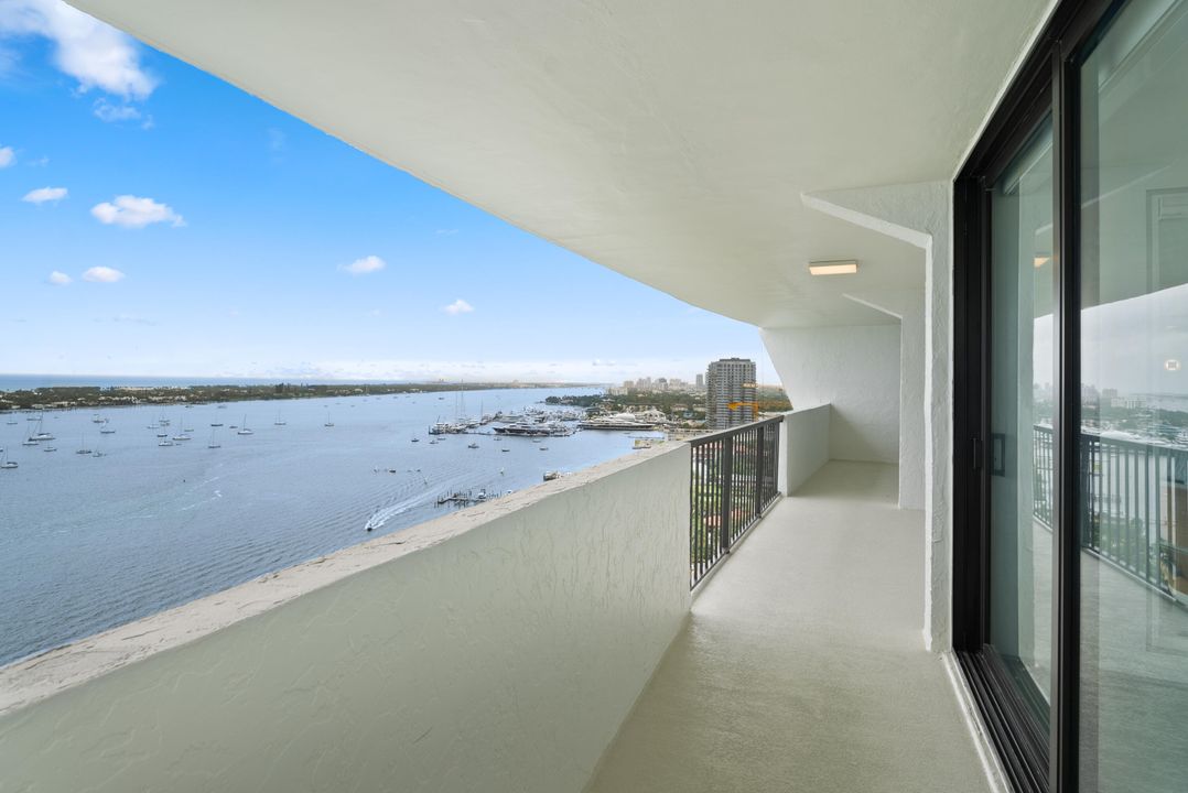 For Rent: $6,999 (2 beds, 2 baths, 1250 Square Feet)