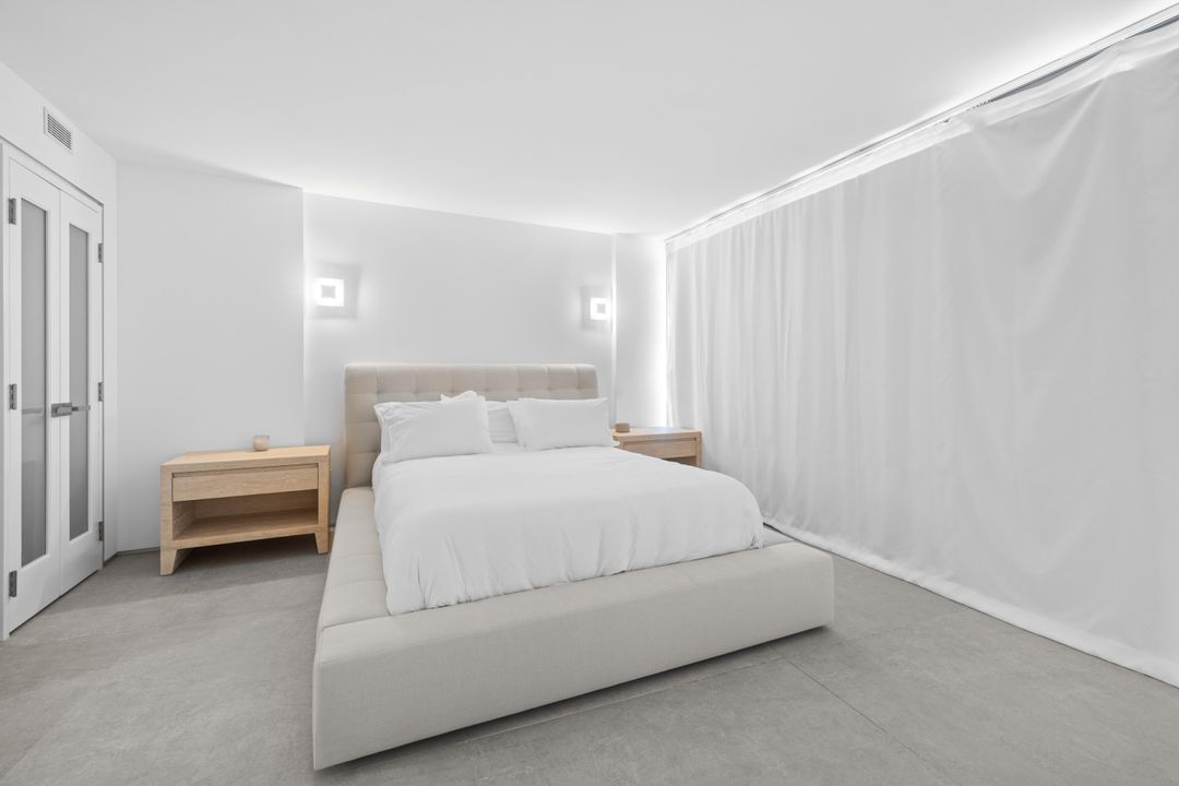 For Rent: $6,999 (2 beds, 2 baths, 1250 Square Feet)