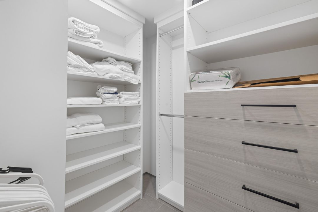 For Rent: $6,999 (2 beds, 2 baths, 1250 Square Feet)