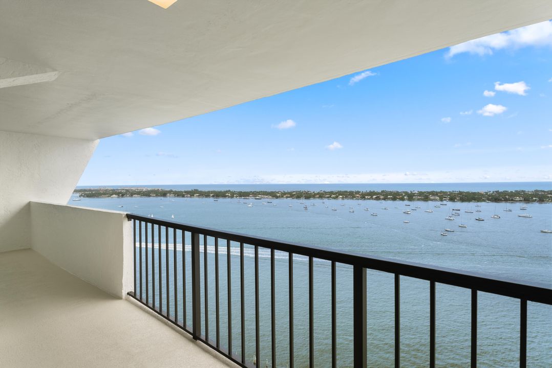 For Rent: $6,999 (2 beds, 2 baths, 1250 Square Feet)