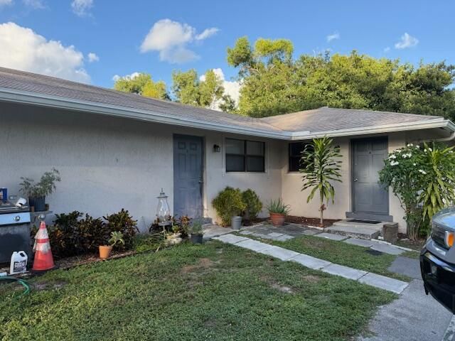 Recently Rented: $2,000 (2 beds, 2 baths, 1000 Square Feet)