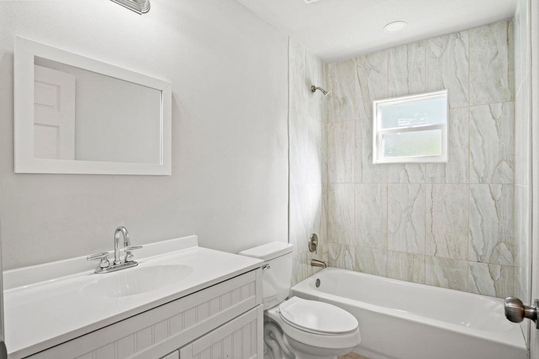 For Sale: $349,900 (3 beds, 2 baths, 1485 Square Feet)