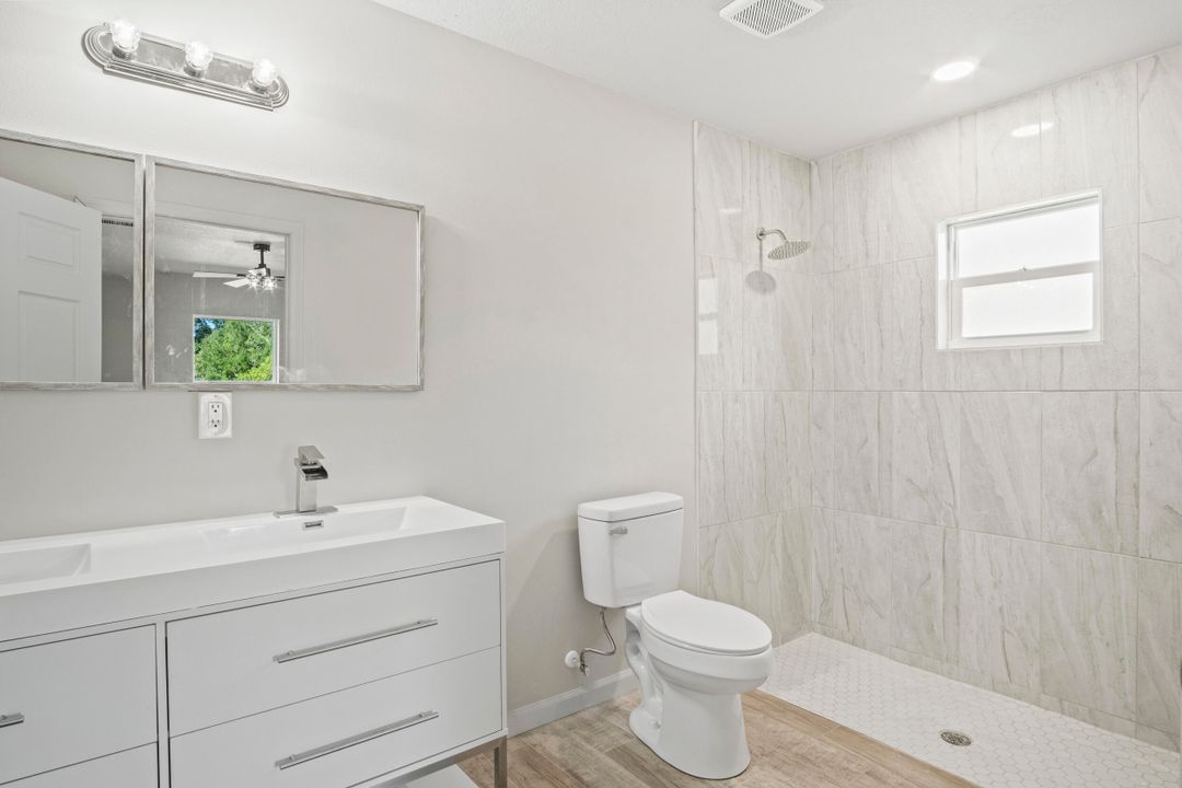 For Sale: $349,900 (3 beds, 2 baths, 1485 Square Feet)