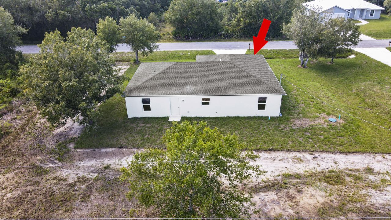 For Sale: $349,900 (3 beds, 2 baths, 1485 Square Feet)