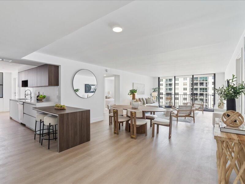 For Sale: $1,075,000 (2 beds, 2 baths, 1482 Square Feet)