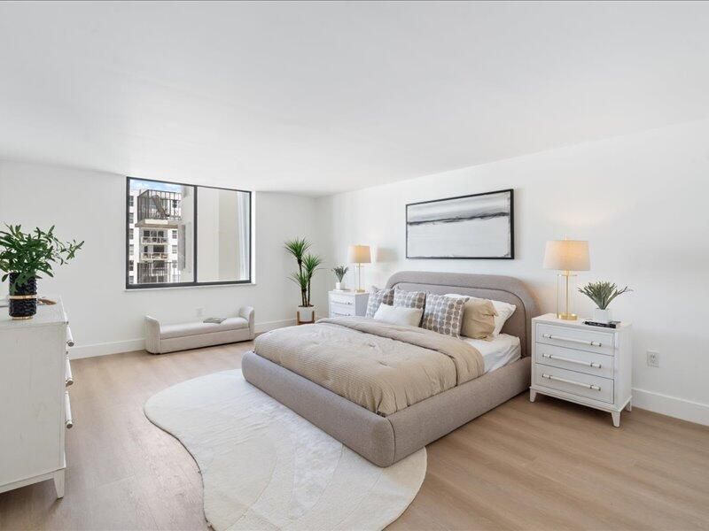 For Sale: $1,075,000 (2 beds, 2 baths, 1482 Square Feet)