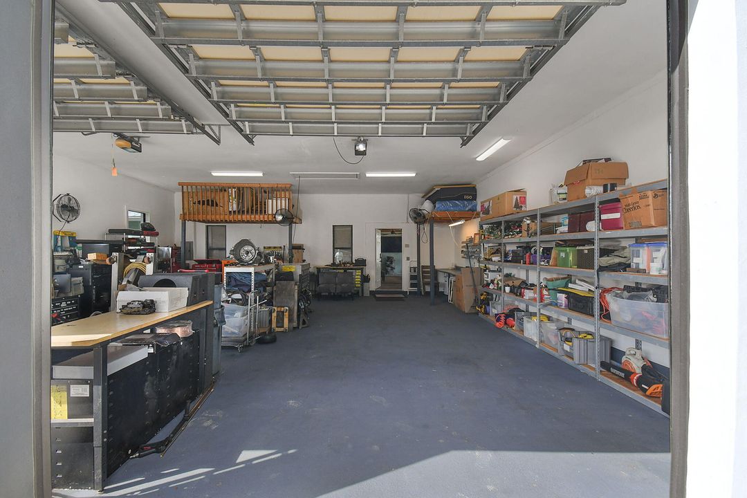 For Sale: $797,000 (4 beds, 2 baths, 2375 Square Feet)