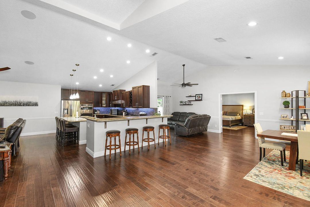 For Sale: $797,000 (4 beds, 2 baths, 2375 Square Feet)