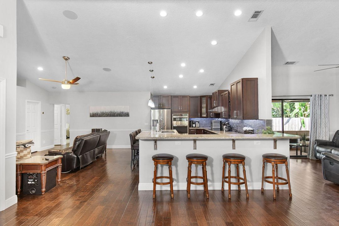 For Sale: $797,000 (4 beds, 2 baths, 2375 Square Feet)