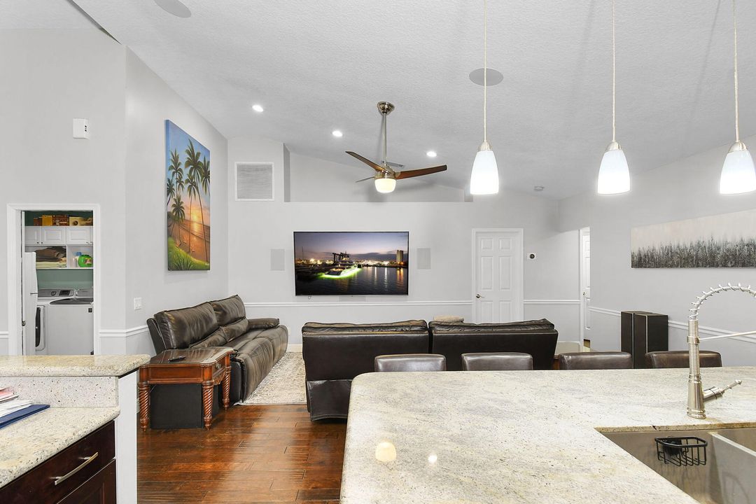 For Sale: $797,000 (4 beds, 2 baths, 2375 Square Feet)