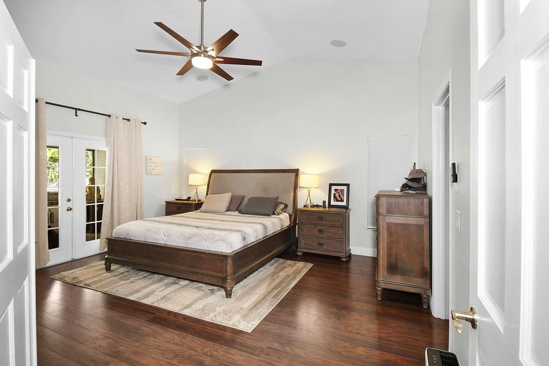 For Sale: $797,000 (4 beds, 2 baths, 2375 Square Feet)