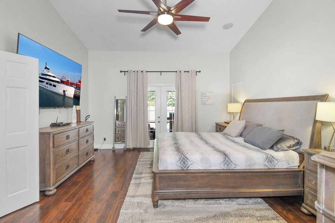 For Sale: $797,000 (4 beds, 2 baths, 2375 Square Feet)