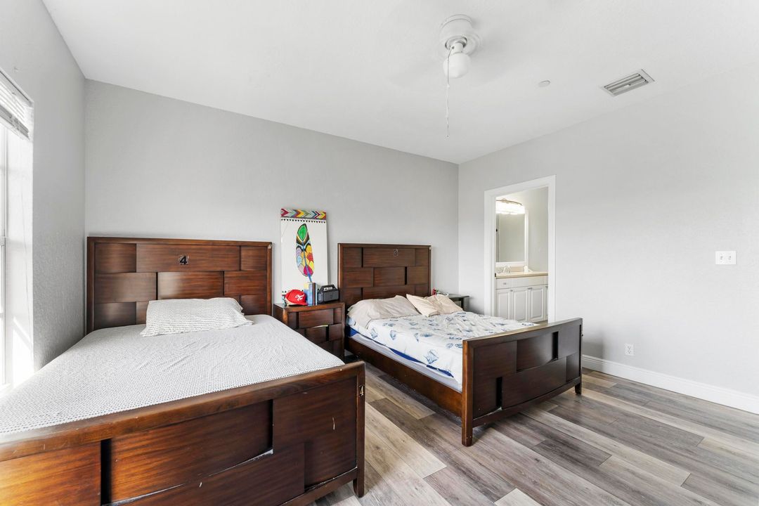 For Sale: $4,000,000 (3 beds, 3 baths, 9828 Square Feet)