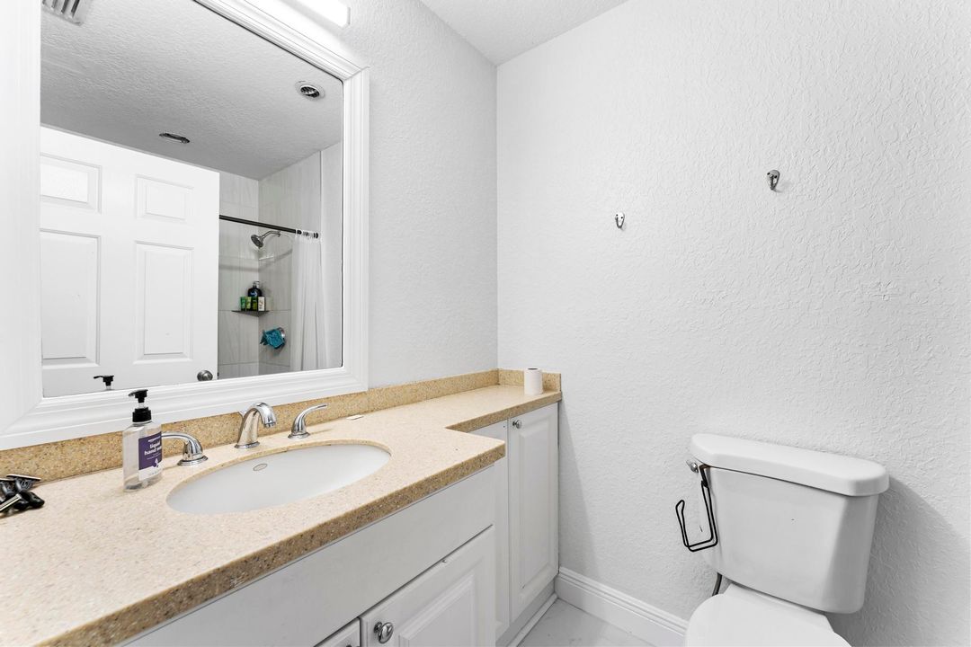 For Sale: $4,000,000 (3 beds, 3 baths, 9828 Square Feet)