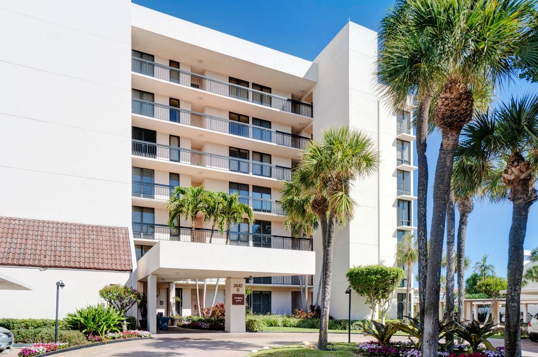 Active With Contract: $475,000 (2 beds, 2 baths, 1020 Square Feet)