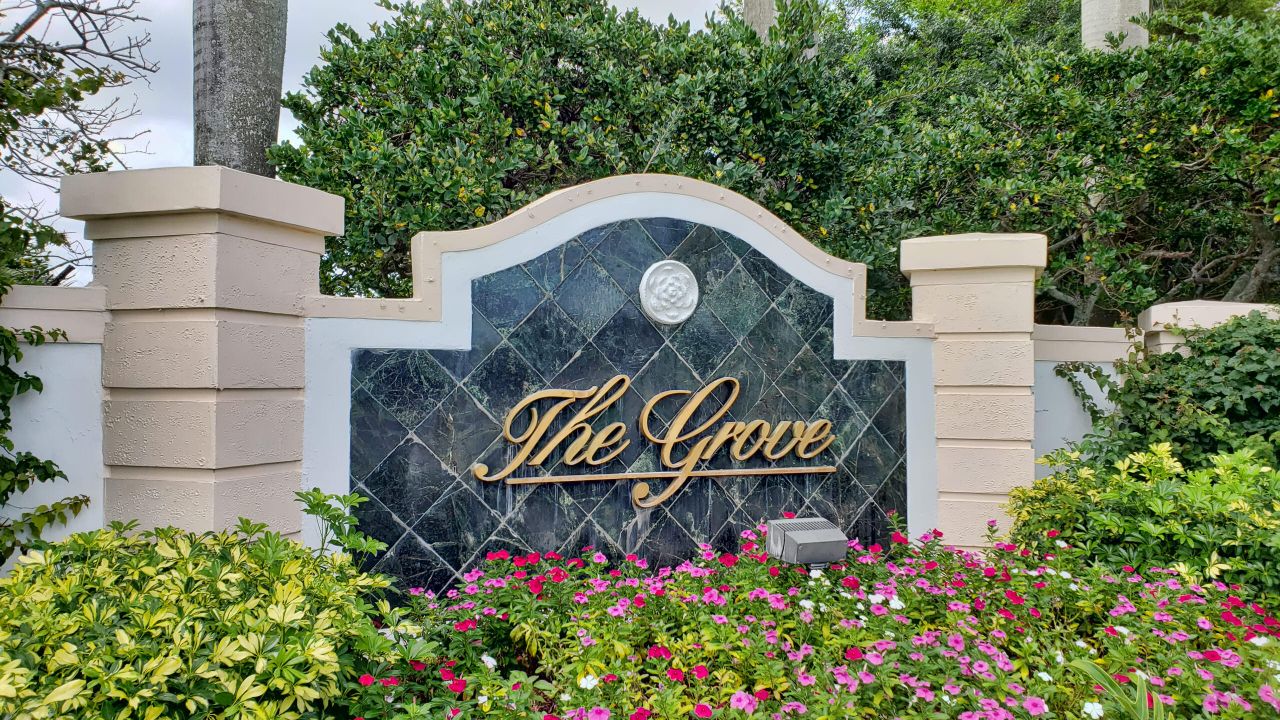 Под контрактом: $419,900 (3 спален, 2 ванн, 1720 Квадратных фут)