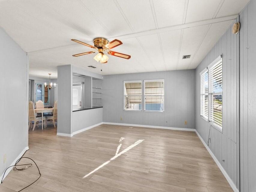 For Sale: $69,999 (2 beds, 2 baths, 1152 Square Feet)