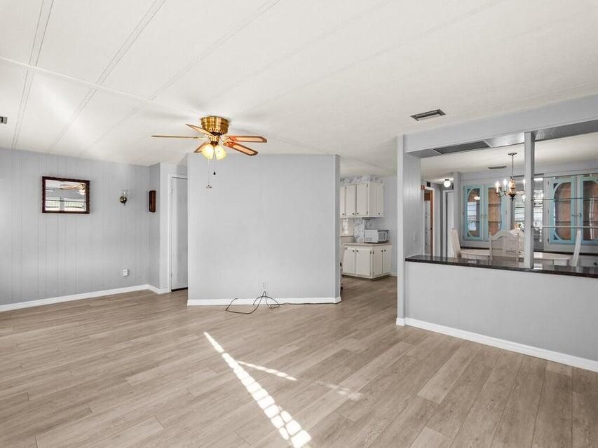 For Sale: $69,999 (2 beds, 2 baths, 1152 Square Feet)