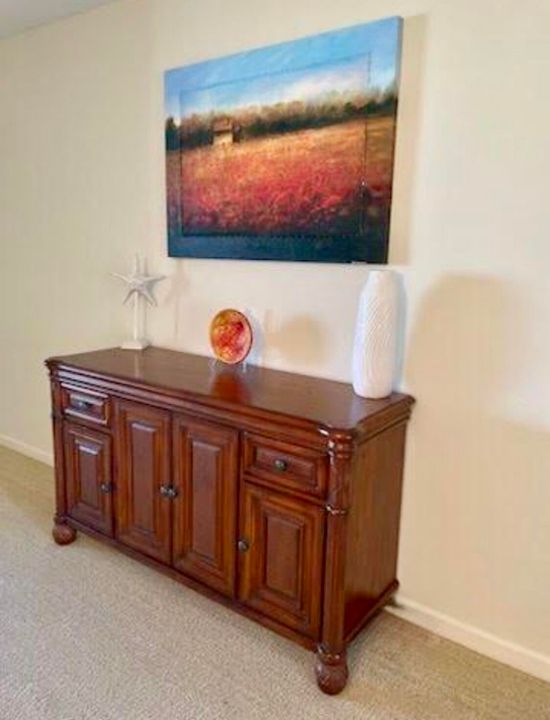 合同活跃: $2,600 (2 贝兹, 2 浴室, 1520 平方英尺)