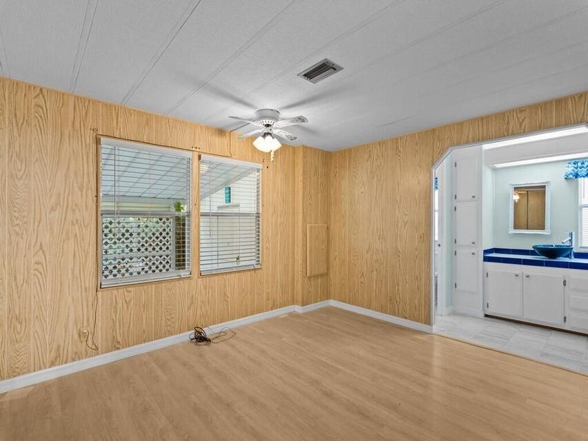 For Sale: $69,999 (2 beds, 2 baths, 1152 Square Feet)