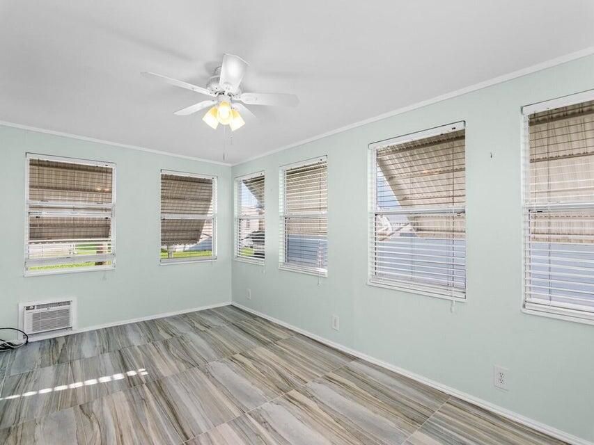 For Sale: $69,999 (2 beds, 2 baths, 1152 Square Feet)