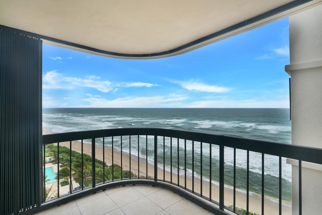 合同活跃: $5,000 (2 贝兹, 2 浴室, 1586 平方英尺)