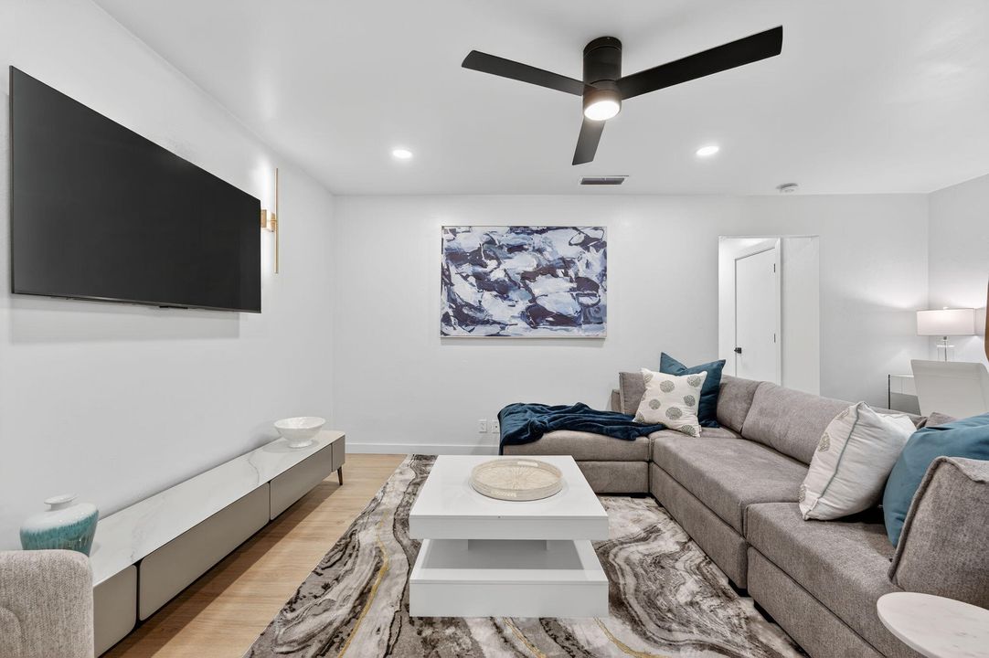 На продажу: $2,500,000 (0 спален, 0 ванн, 3199 Квадратных фут)