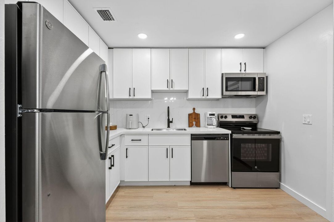 На продажу: $2,500,000 (0 спален, 0 ванн, 3199 Квадратных фут)