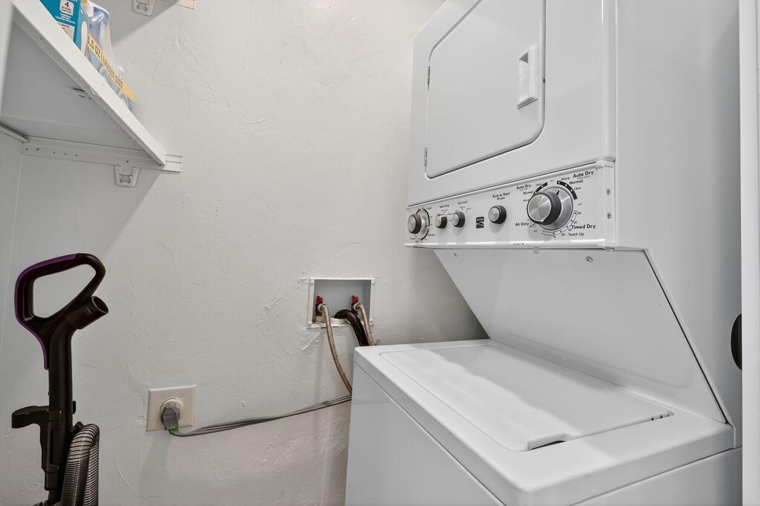 На продажу: $2,500,000 (0 спален, 0 ванн, 3199 Квадратных фут)