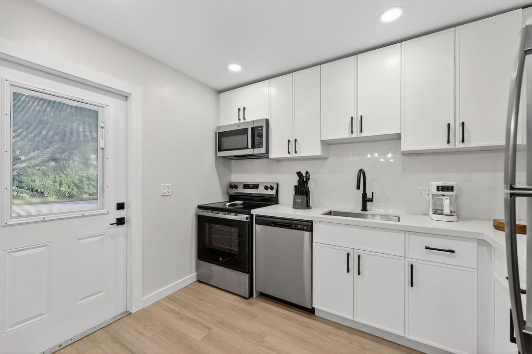 На продажу: $2,500,000 (0 спален, 0 ванн, 3199 Квадратных фут)