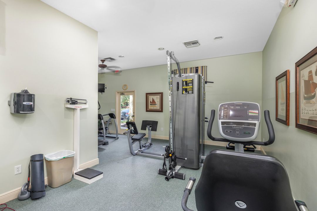 Под контрактом: $269,900 (2 спален, 2 ванн, 1005 Квадратных фут)