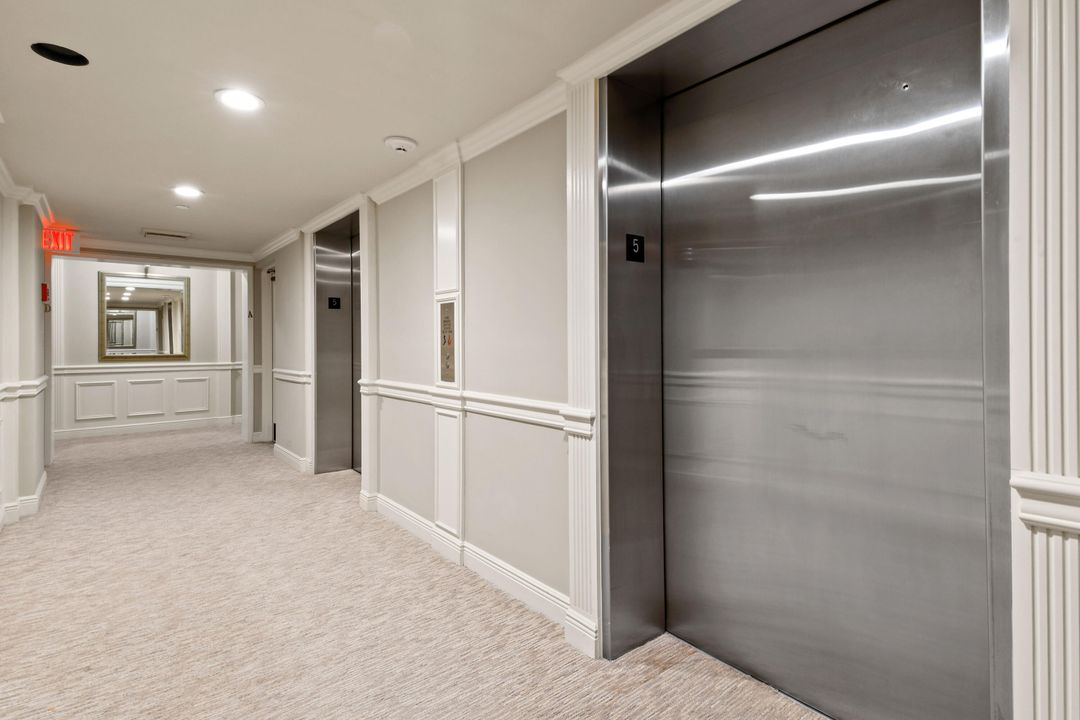 For Sale: $2,999,000 (3 beds, 3 baths, 2676 Square Feet)