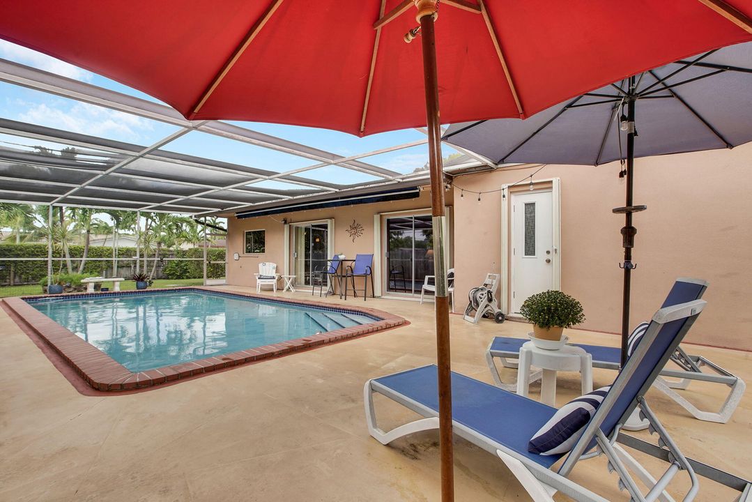 Active With Contract: $950,000 (4 beds, 2 baths, 2104 Square Feet)