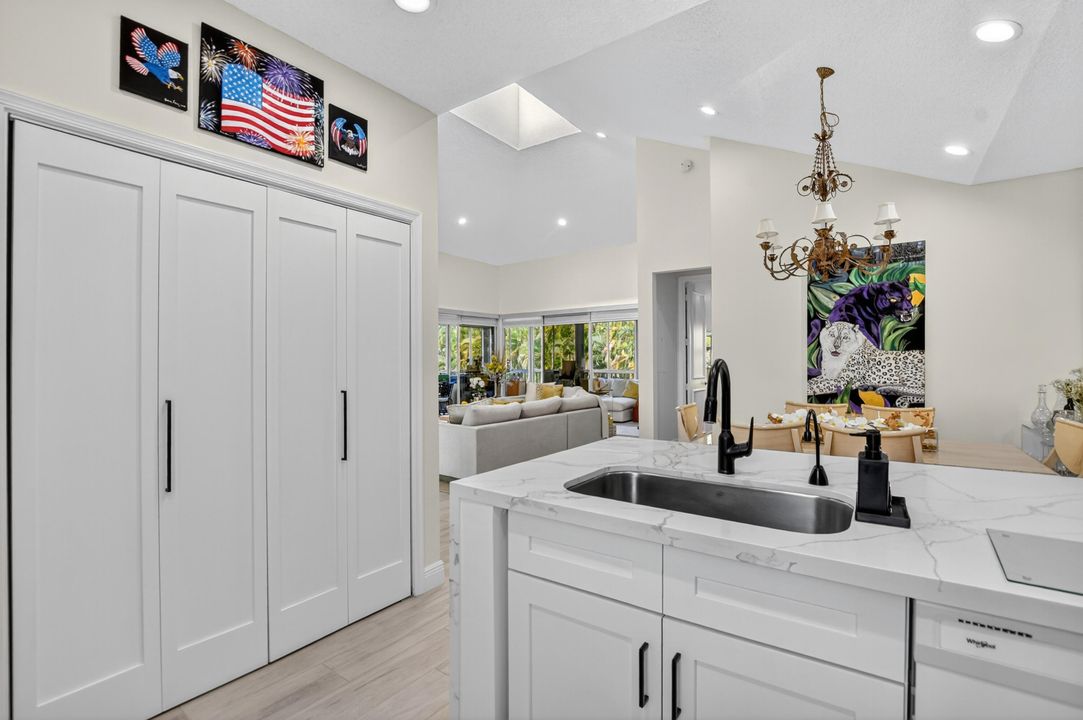 For Sale: $699,000 (3 beds, 2 baths, 1650 Square Feet)