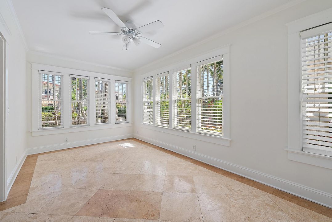 待售: $4,495,000 (6 贝兹, 4 浴室, 3786 平方英尺)