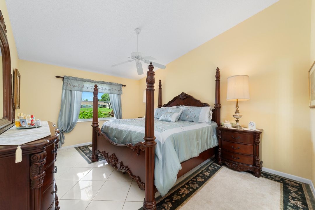 Active With Contract: $325,000 (3 beds, 2 baths, 1371 Square Feet)